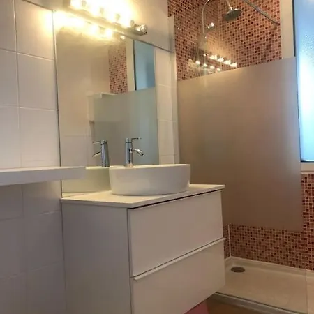 Holiday home Maison Familiale De