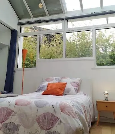 Maison Familiale De * 페홀