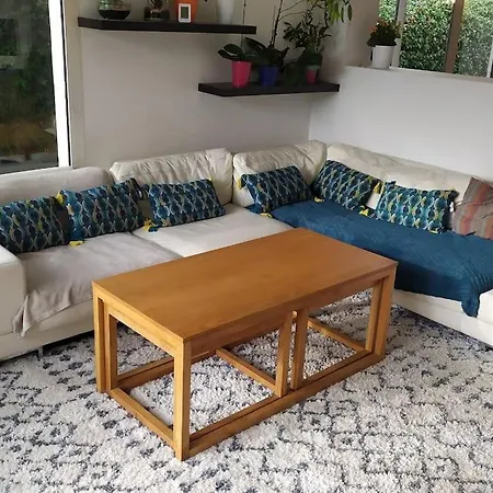 Maison Familiale De 페홀